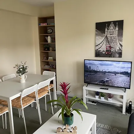 Stunning Flat Close To Regents Park And Euston Station! London Exterior photo